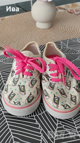 бебешки гуменки vans, снимка 2 - Детски гуменки - 55875547