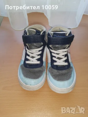 Високи кецове с Елза, 27 номер, снимка 3 - Детски обувки - 47318344