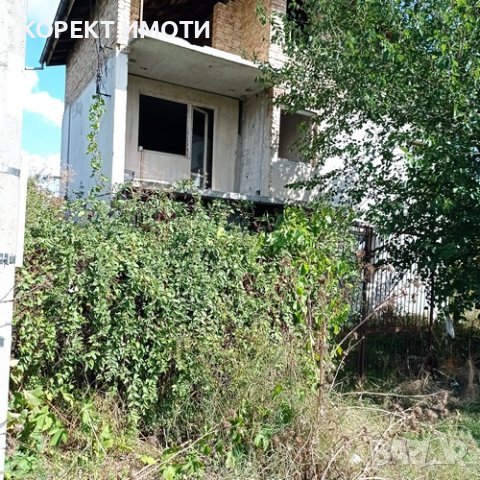 ПРОДАВА ТУХЛЕНА КЪЩА в село Царев брод, снимка 2 - Къщи - 38073161