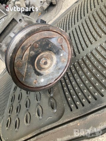 Renault scenic 1999година 1.6i Компресор Климатик, снимка 2 - Части - 42509222