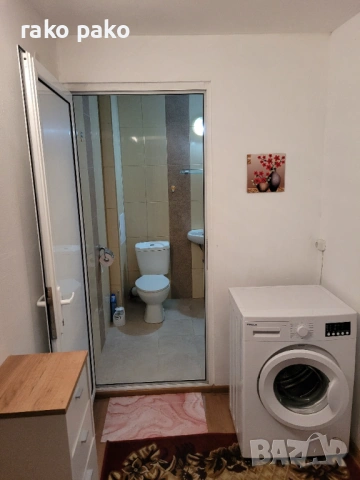 Давам напълно обзаведена таванска с климатик и гледка!, снимка 12 - Апартаменти - 53912878