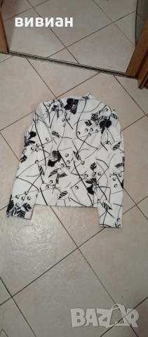 дамско сако, снимка 2 - Сака - 52011214