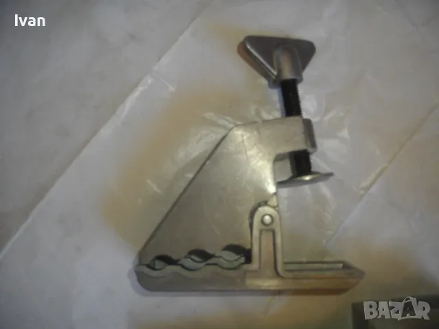 Швейцарско Алуминиево Оригинално Дърводелско МЕНГЕМЕ ZYLIZZ SWISS MADE Захват 165мм, 3,0кг , снимка 8 - Менгемета - 47459226