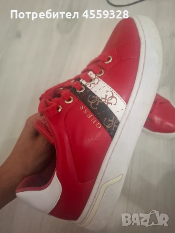 Сникърди GUESS, снимка 2 - Кецове - 51308666