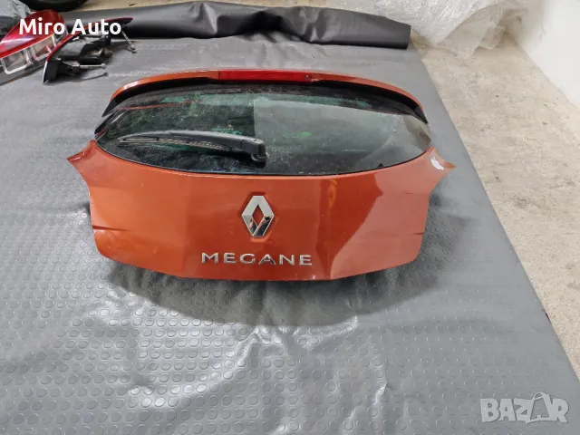 Заден капак оборудван от Рено Меган 3 Купе 2009г, снимка 2 - Части - 50113896