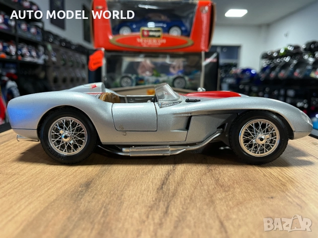 BBURAGO метална колекционерски модел FERARRI 250 TESTAROSSA 1:18, снимка 2 - Колекции - 52795146