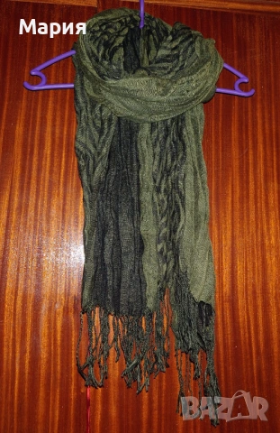 Дамски шал с принт