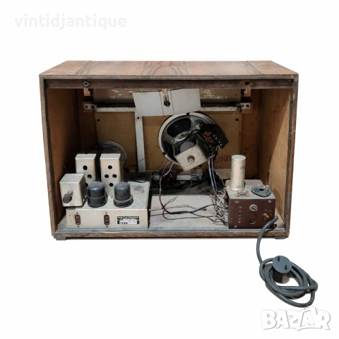 Антично радио Braun Super 4650W , снимка 5 - Антикварни и старинни предмети - 53905254