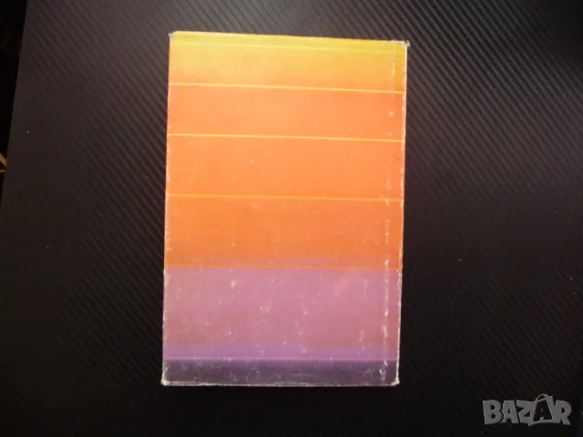 Наръчник по електроника Матю Мандл техника схеми сигнали, снимка 3 - Специализирана литература - 48326884