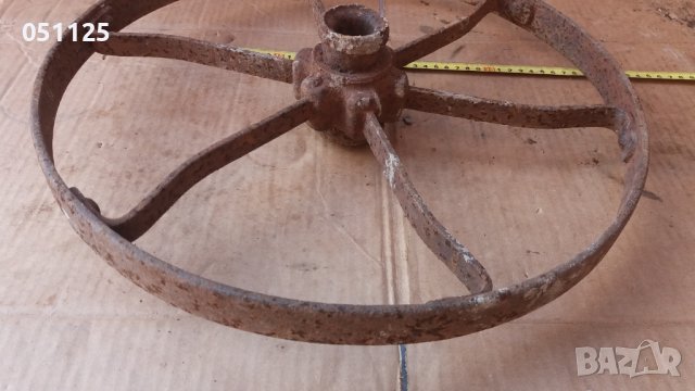 масивно метално ковавано възрожденско колело от каруца, файтон, снимка 12 - Антикварни и старинни предмети - 39259910