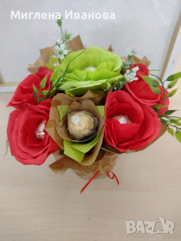 Букети от бонбони/цветя от хартия , снимка 10 - Декорация за дома - 36434272