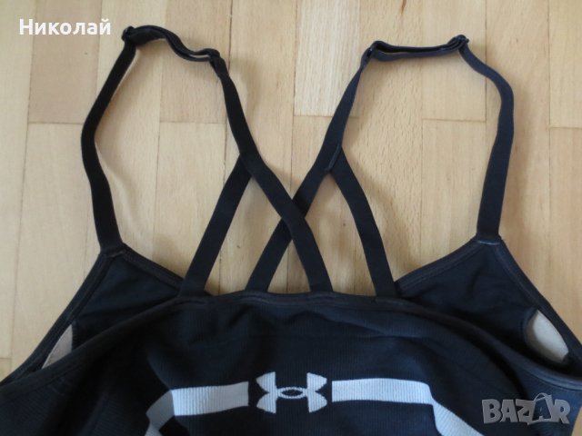 under armour eamless Low Long Sports Bra , снимка 4 - Корсети, бюстиета, топове - 37315897