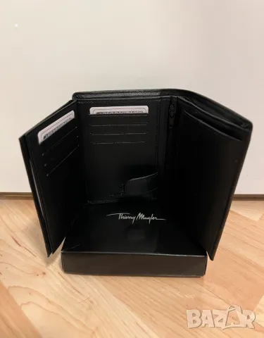 Портфейл Thierry Mugler от естествена, снимка 4 - Портфейли, портмонета - 49327793