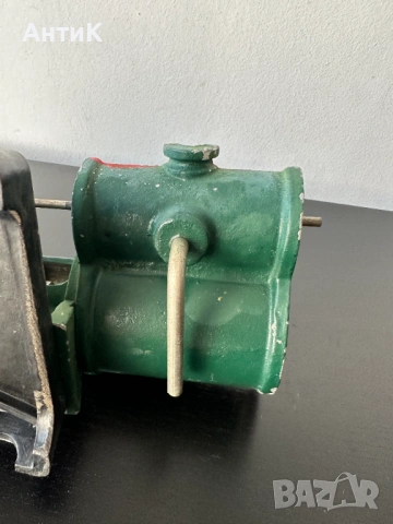 Соц Учебен Модел на Парен Двигател 1961г., снимка 8 - Антикварни и старинни предмети - 53154353