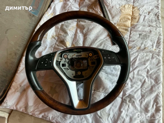 трилъчев махагонов волан за mercedes clw w218 w212 w204  e320 c350