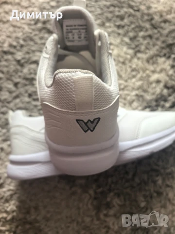 Леки спортни маратонки 42 номер, снимка 3 - Маратонки - 51376952