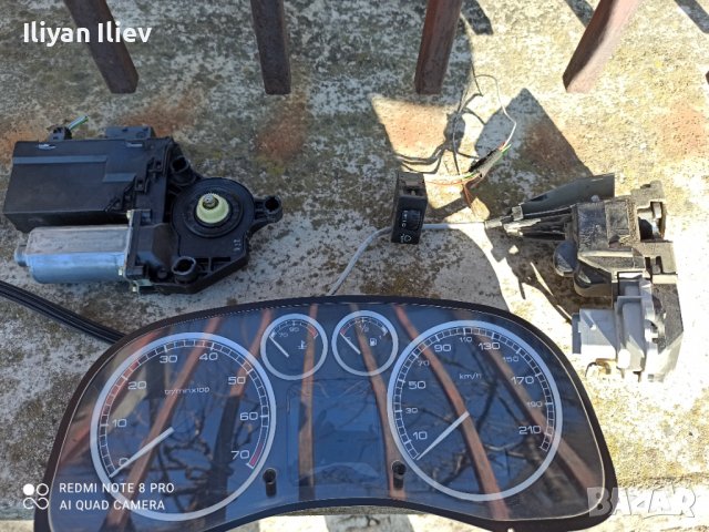 Moторче за стъклоповдигача шофьорска врата Пежо 307