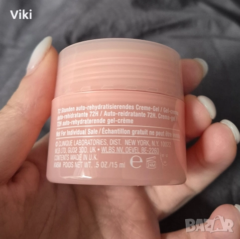 Чисто нов Clinique moisture surge, снимка 4 - Козметика за лице - 52983798