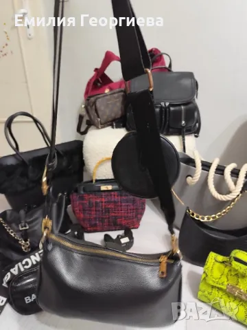 Дамска чанта, снимка 18 - Чанти - 49254237