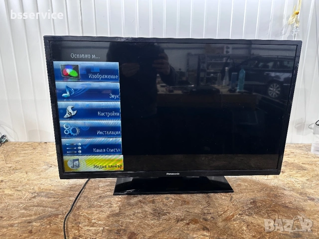 Телевизор Panasonic 32 инча Перфектен , снимка 2 - Телевизори - 53943173