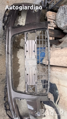 Предна Броня за Audi Q7 - 2010 - 2015, снимка 2 - Части - 52297507