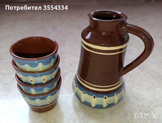 Старинна кана и чаши