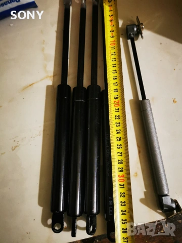 4бр Газови амортисьори 