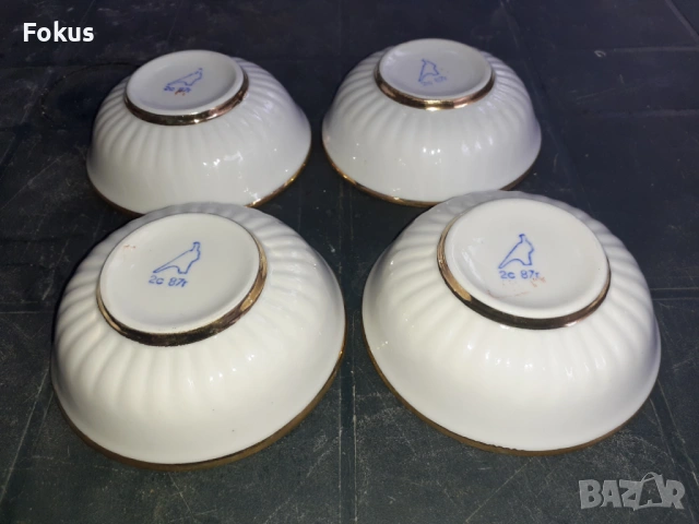 Дулево - съветски порцелан 4 купички за хайвер златен кант, снимка 5 - Антикварни и старинни предмети - 53279904