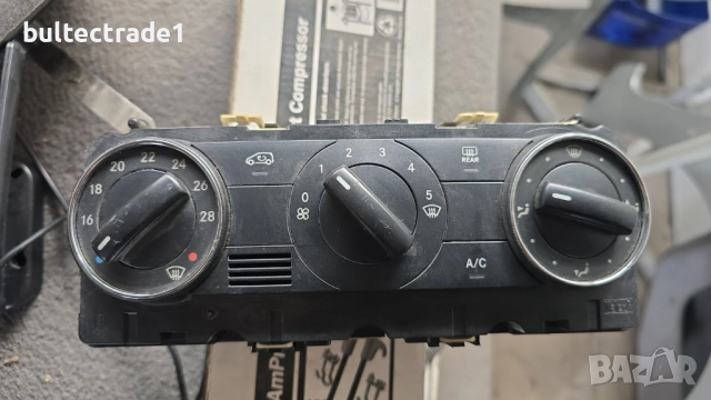 Панел климатик Mercedes A-Class W169/ Плафон / Кутия предпазители, снимка 5 - Части - 51743450