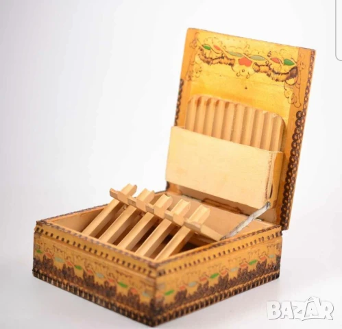Старинна кутия за 10  броя цигари за за си свиете цигарки и да си ги подредите и са са винаги до вас, снимка 3 - Антикварни и старинни предмети - 51318222