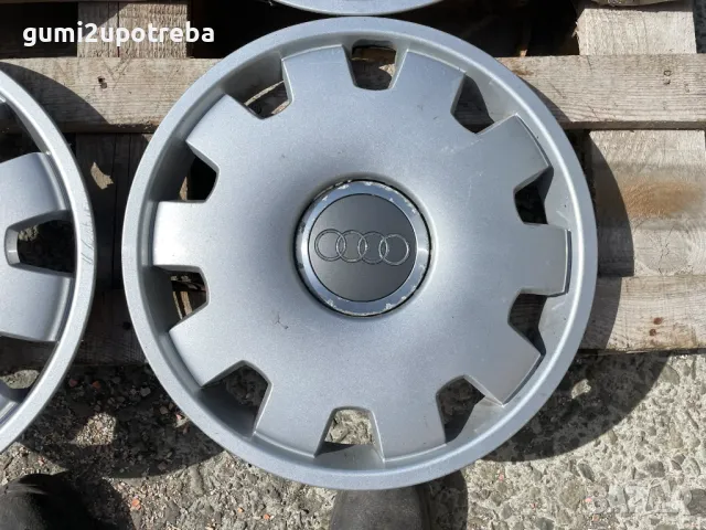 16 цола Тасове за Audi A4 B7 Ауди А4 4B0601147D, снимка 2 - Аксесоари и консумативи - 49407175