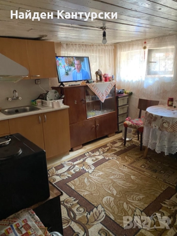 Продавам масивна триетажна къща в град Хасково, снимка 12 - Къщи - 42422521
