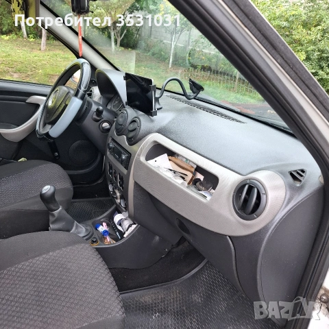 Дачия Логан, снимка 12 - Автомобили и джипове - 54078083