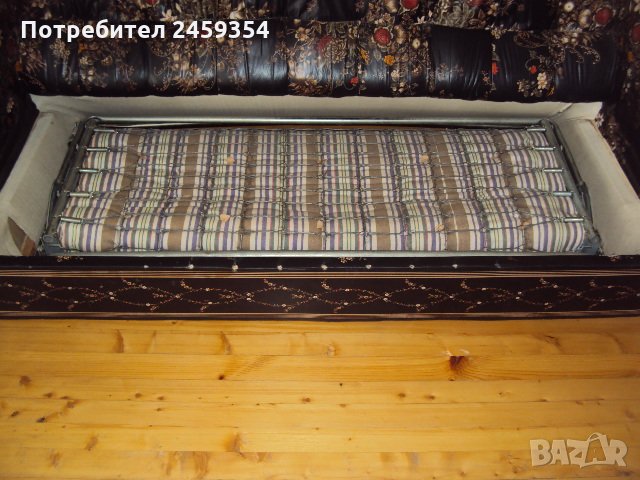 Разтегателен диван спалня / като нов, снимка 8 - Дивани и мека мебел - 31592456