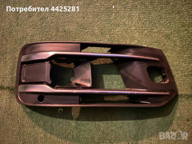 решетка дясна предна броня Audi SQ7 модел 2015-2019 г. #016S. 4M0807682S