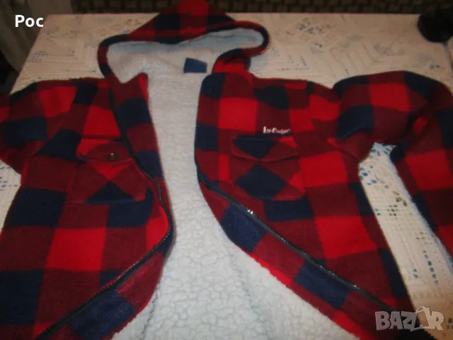 Яке тип риза -с каракул 