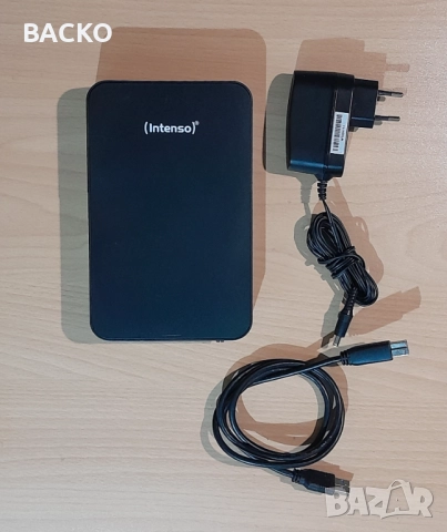 Външен хард диск 3ТВ 3,5" TOSHIBA (intenso)