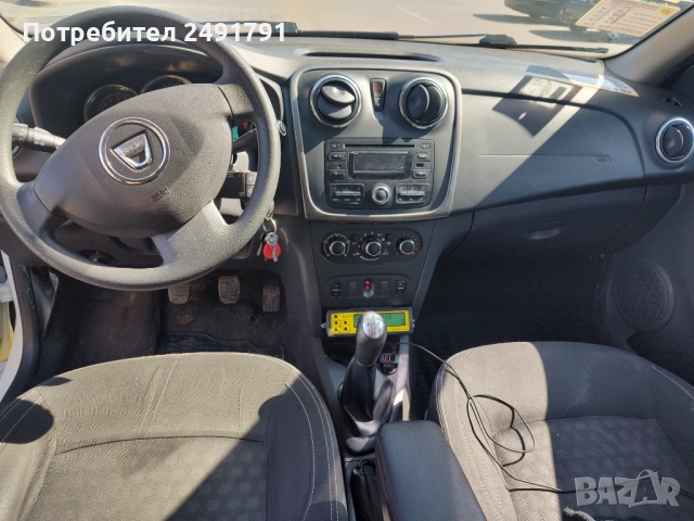 Dacia Sandero 1.5 dci, 2015, снимка 7 - Автомобили и джипове - 52053445