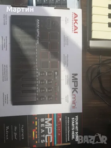 Akai Professional MPK mini mk3 (Special Edition Black), снимка 3 - Синтезатори - 56169354