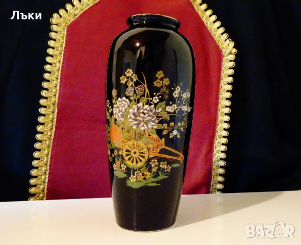 Ваза японски порцелан,злато,кобалт 22 см. , снимка 4 - Вази - 30248363
