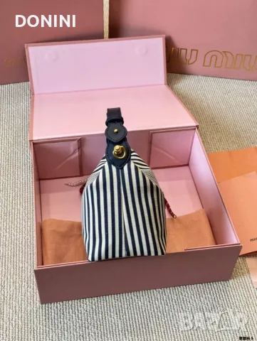 Miu Miu Belair Дамска чанта, кожа, снимка 3 - Чанти - 55988608