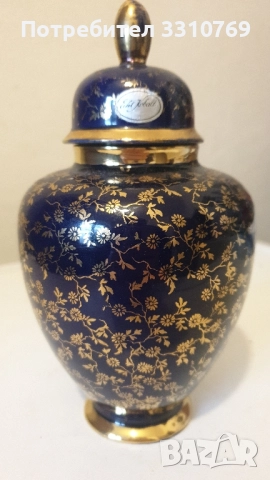 Красиви порцеланови вази с кобалт и злато. , снимка 13 - Вази - 52494307