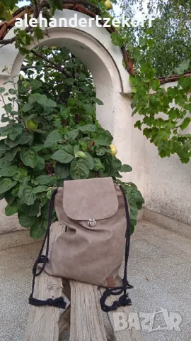 Кожена мешка раница ALE-HOP