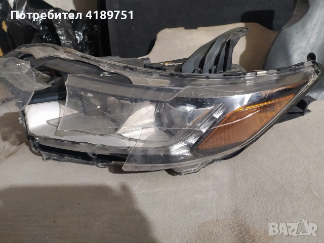 Mitsubishi Outlander фар 