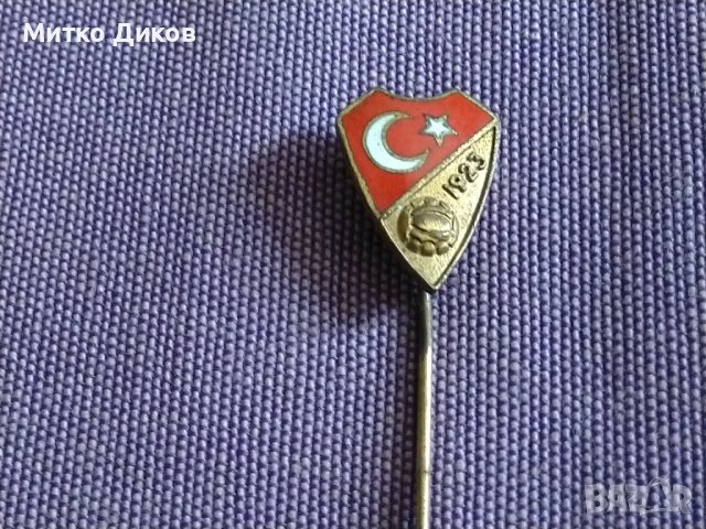 Футболна значка на Турция винтидж емайл, снимка 2 - Футбол - 38773855