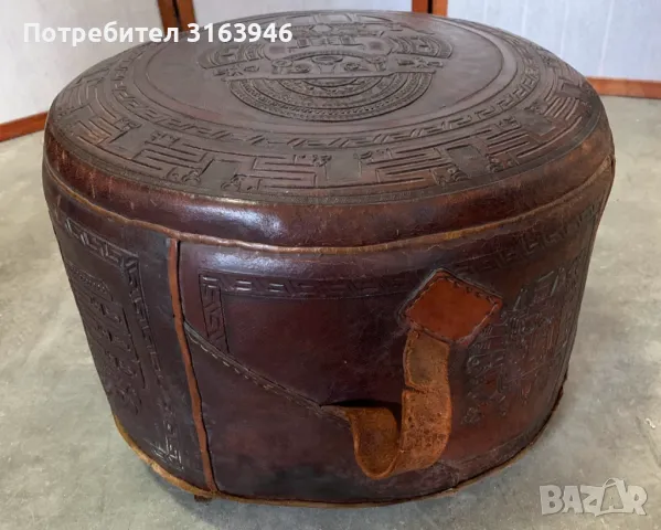 Кожен отоман ,османска (табуретка) Еквадор c. 1960 г, снимка 6 - Дивани и мека мебел - 49127913