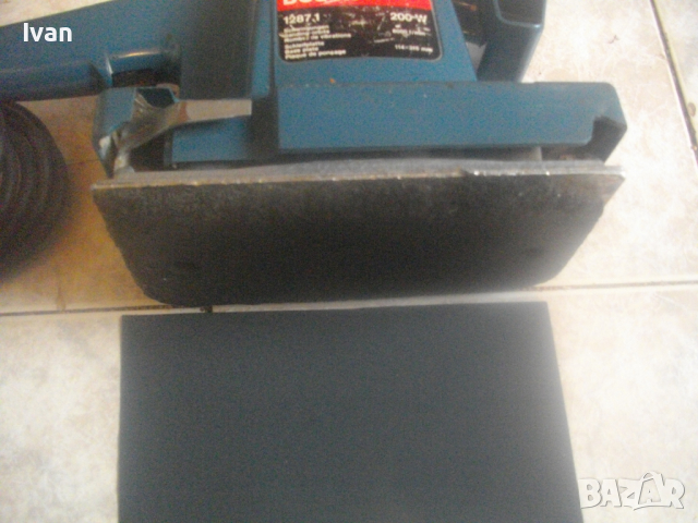 200 Вата Голям 215х114мм Виброшлаф Made in SPAIN-BOSCH-Правоъгълен-Синя Професионална Серия-ОТЛИЧЕН, снимка 4 - Други инструменти - 44736103