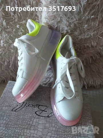 Маратонки , сникърси с цветна подметка 37