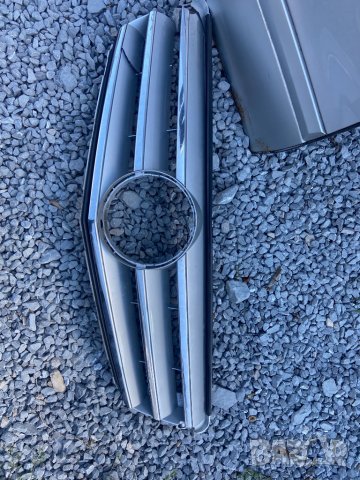 Предна решетка ц класа w204 2007-2014 avantgarde авангард лайсна хром никел, снимка 1