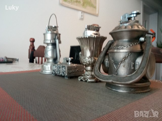 Предлагам стари,колекционерски и много красиви запалки-4 бр.Цената е за 1 брой. бр, снимка 2 - Запалки - 42351615